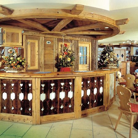 Hotel Bellevue Canazei Εξωτερικό φωτογραφία