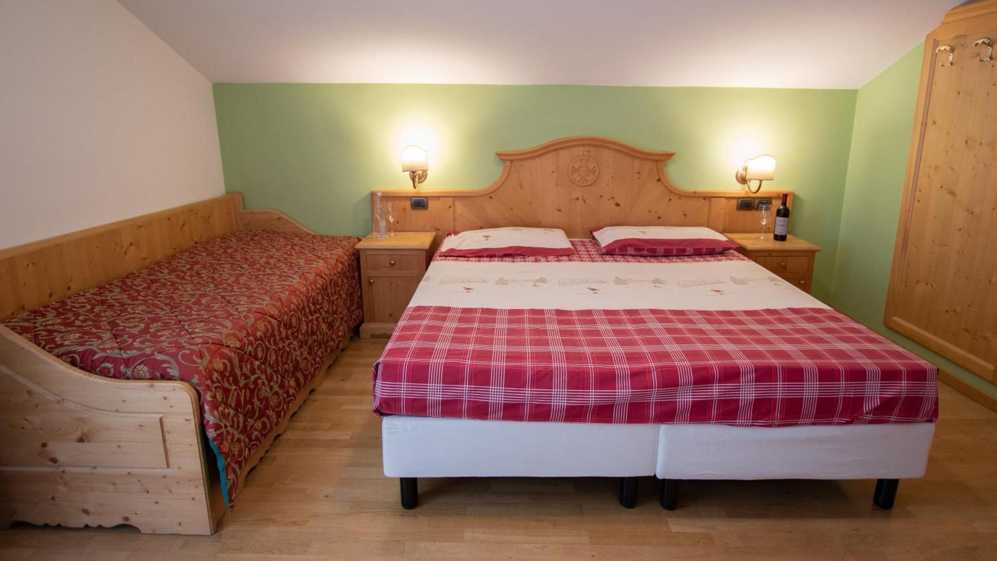 Hotel Bellevue Canazei Δωμάτιο φωτογραφία