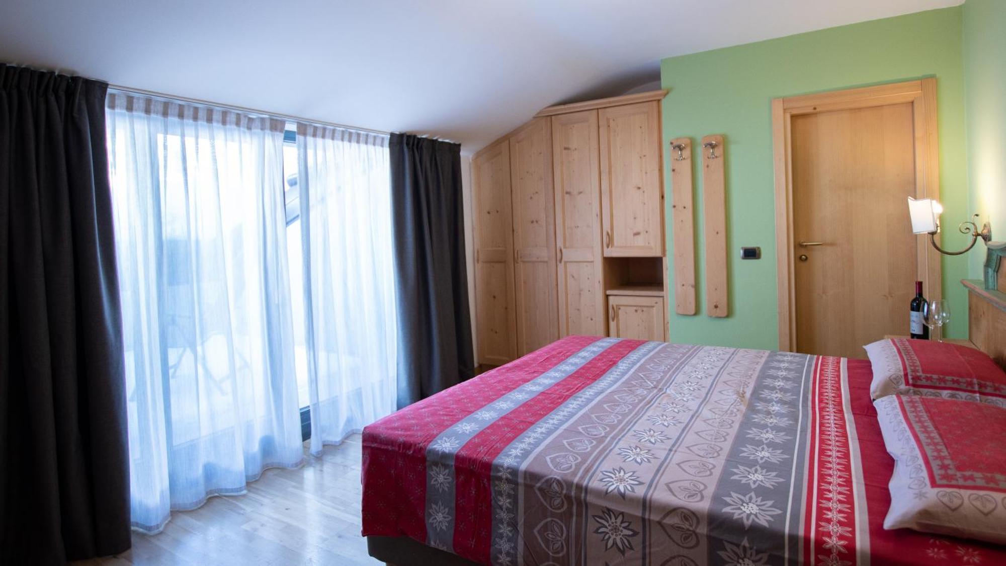 Hotel Bellevue Canazei Εξωτερικό φωτογραφία