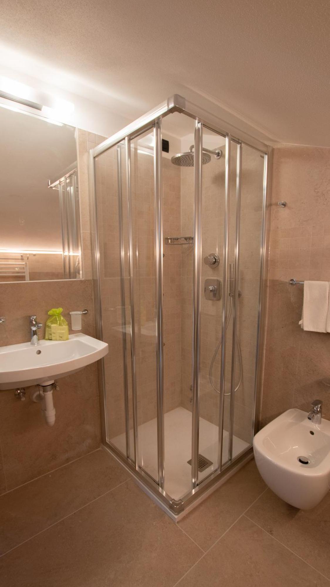 Hotel Bellevue Canazei Εξωτερικό φωτογραφία
